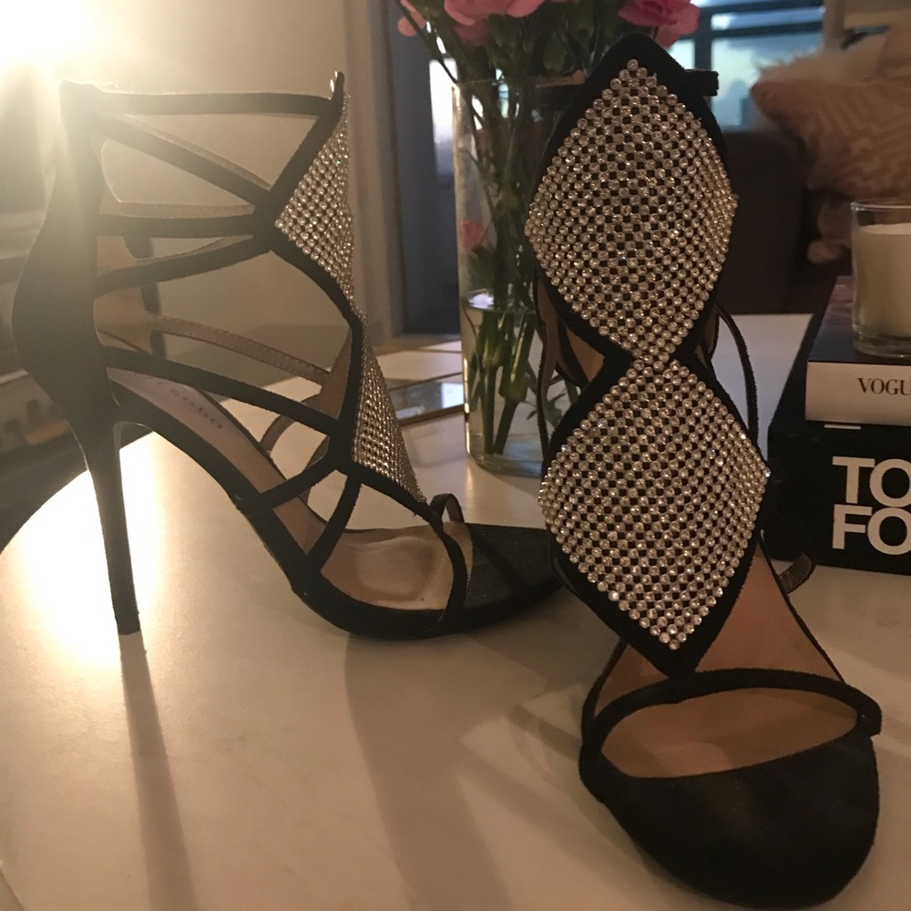 Shoe